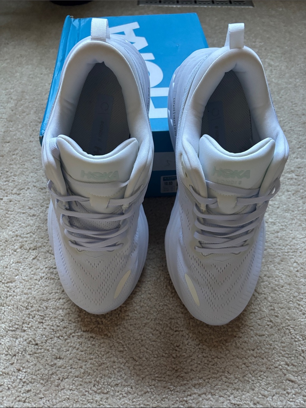 Hoka All-White Cushioned Running Sneakers 10.5D men’s Bondi - Picture 4 of 4